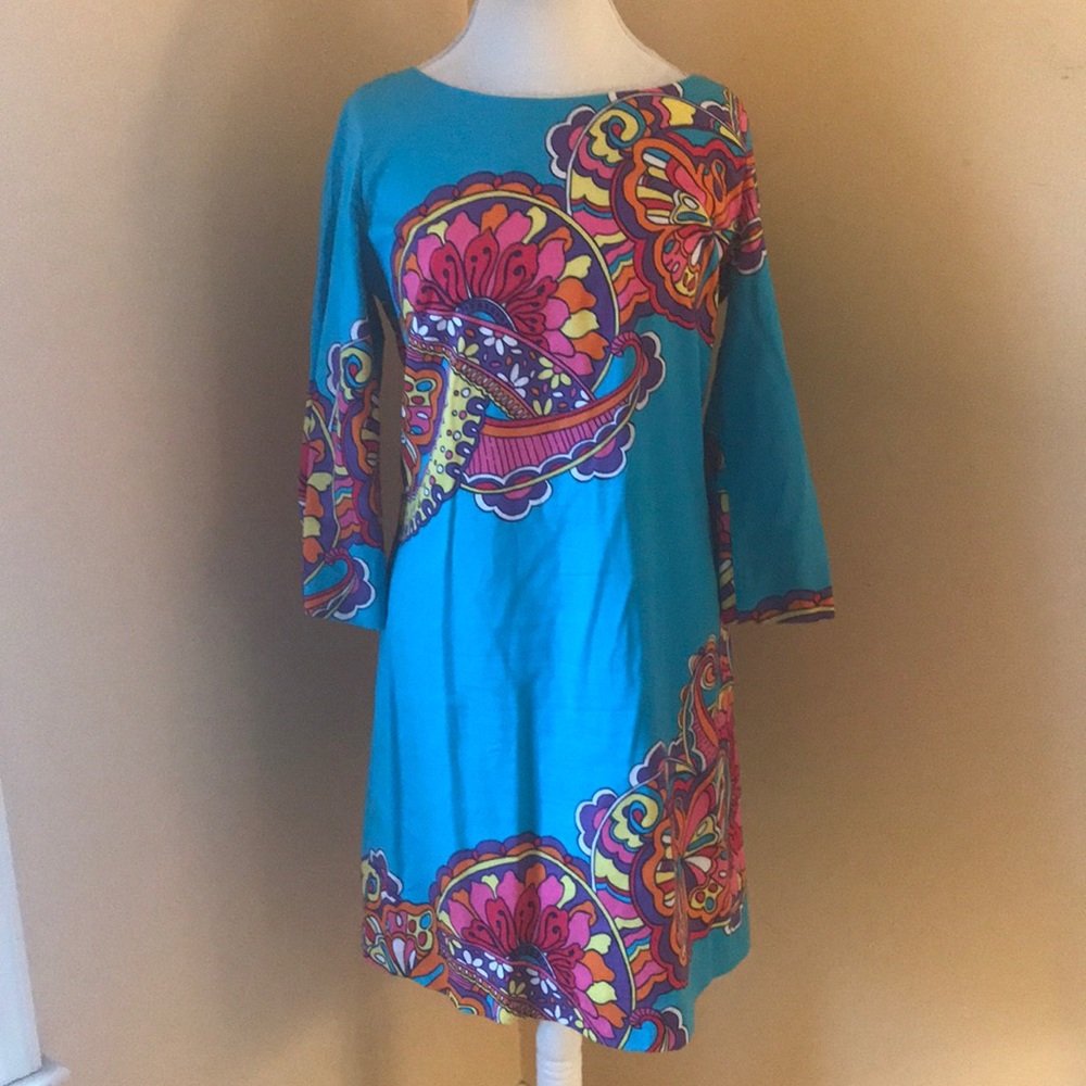 EUC 3/4 arm Lilly dress